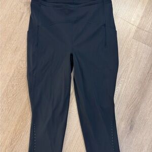 Lululemon Athletica Black Capri Capris Pants